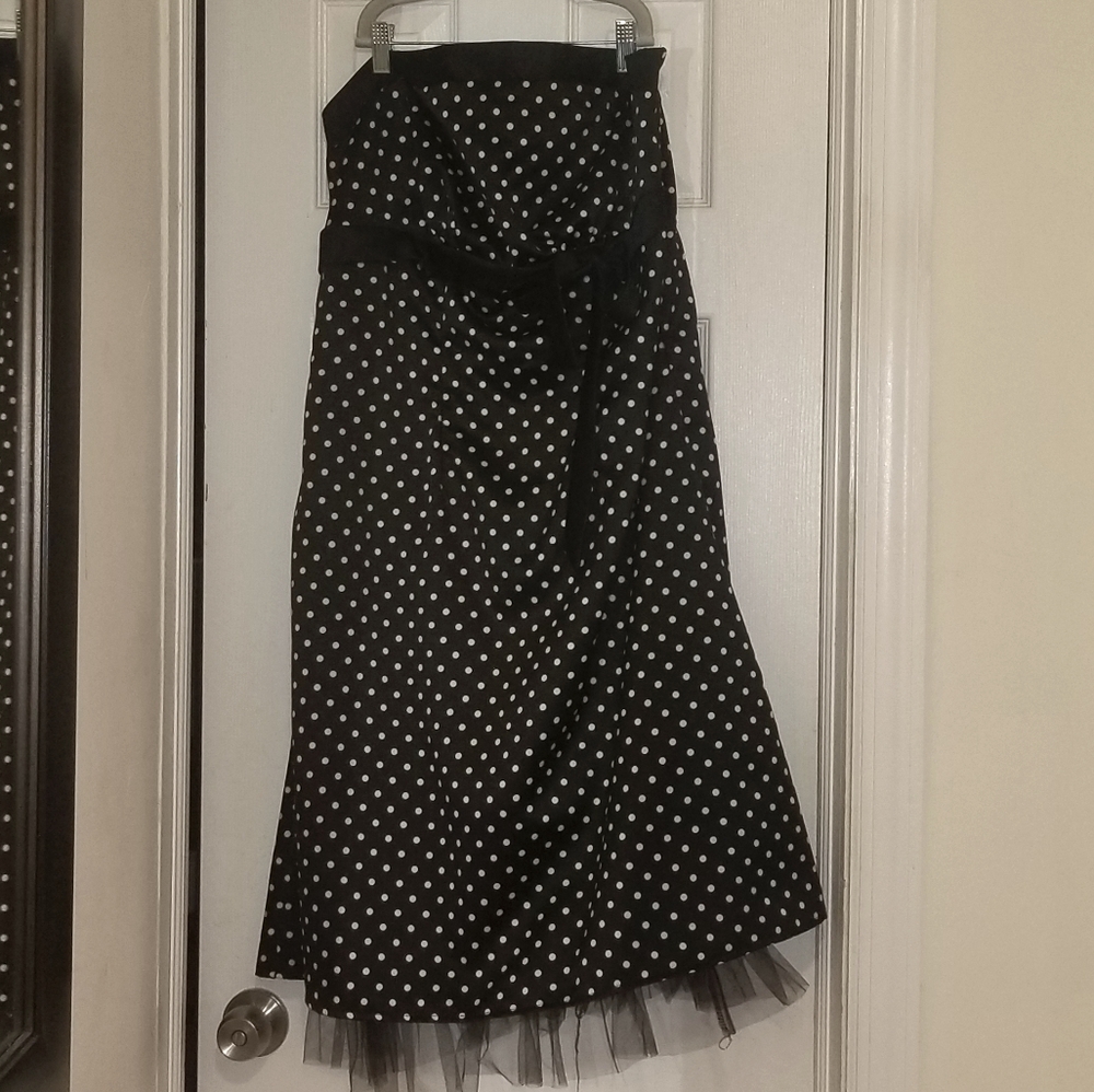Retro Strapless Polka Dot Tulle Dress